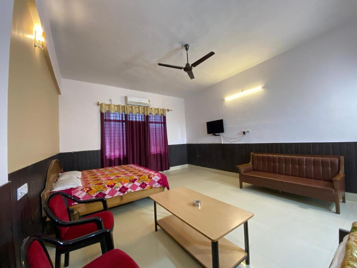 Kanara Hotel Bhīm Tāl 외부 사진